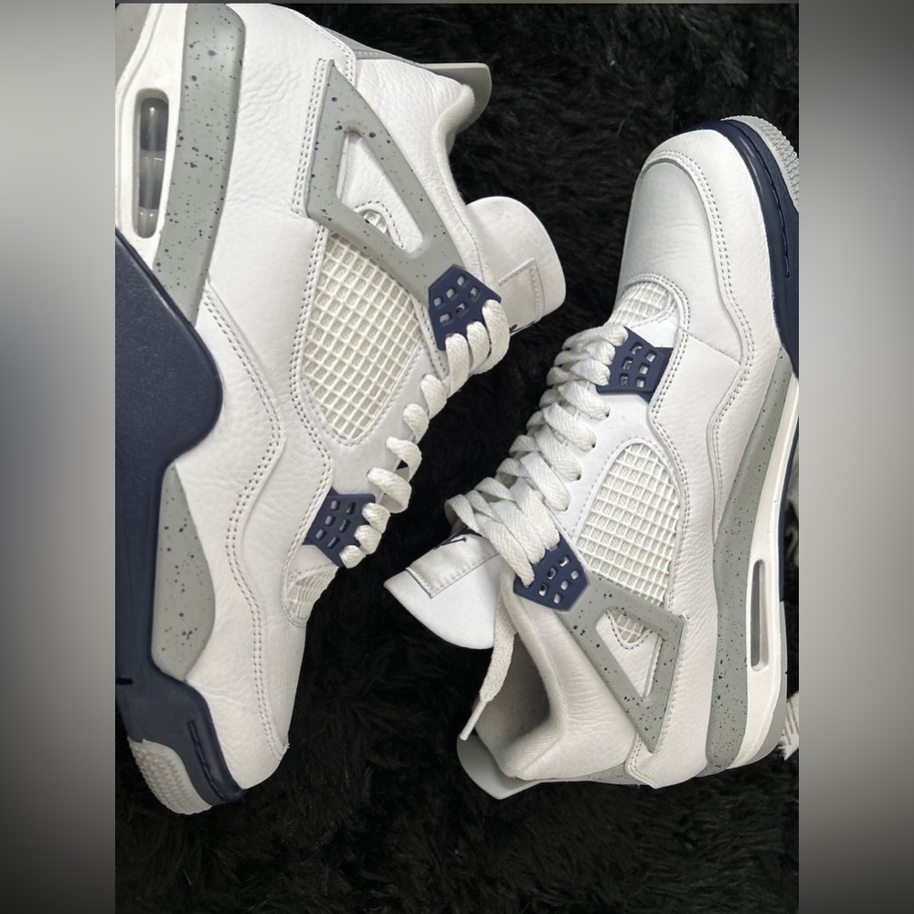 Jordan 4 midnight navy